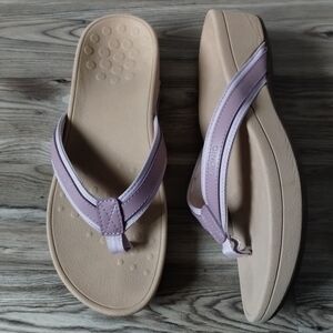Vionic High Tide Purple Strap Platform Comfort Sandal Slip On Women's size 9